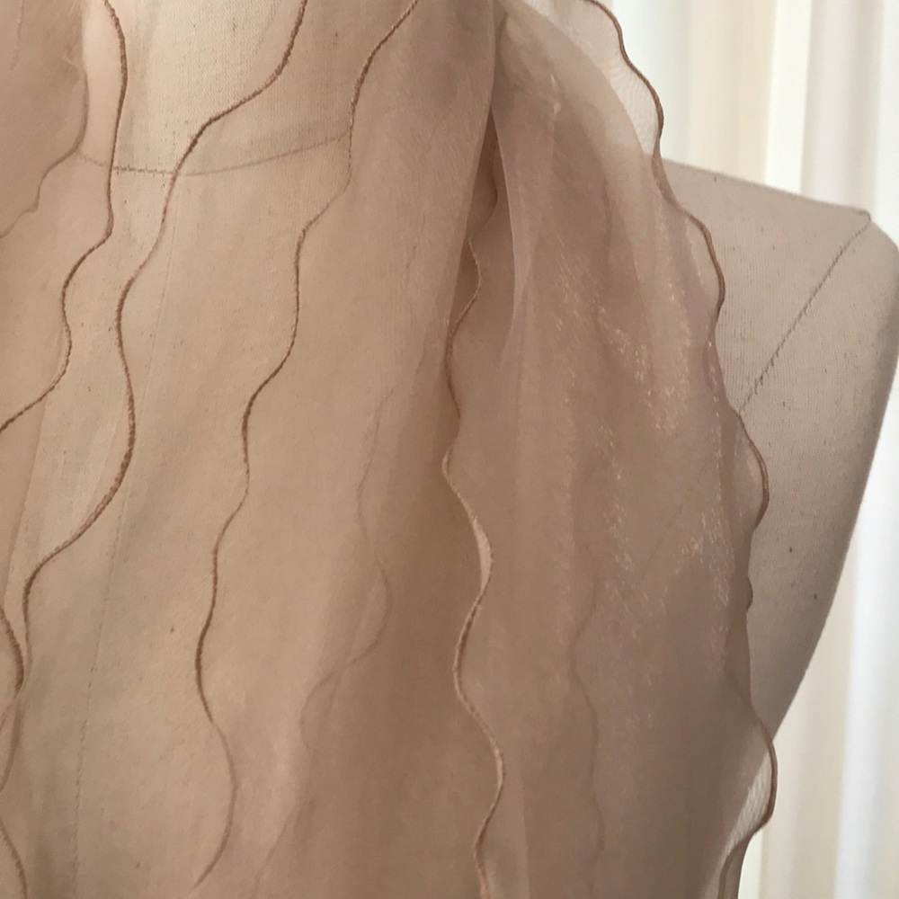 Light Finely Detailed Translucent Wrap - image 6